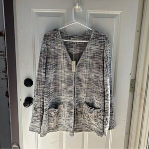 Max Studio NWT Twill Blazer/Cardigan with hook and eye closures and pockets. XL.